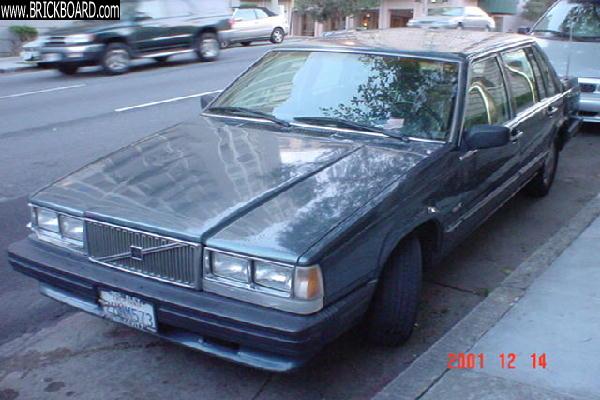 Volvo 700 -- The Silver Swede