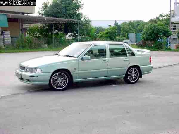 Volvo S70 -- S70T5-R